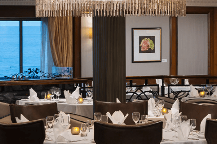 ACC Azamara Onward Discoveries Restaurant.png